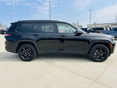 Used 2023 Jeep Grand Cherokee L Limited w/ Luxury Tech Group II image 46