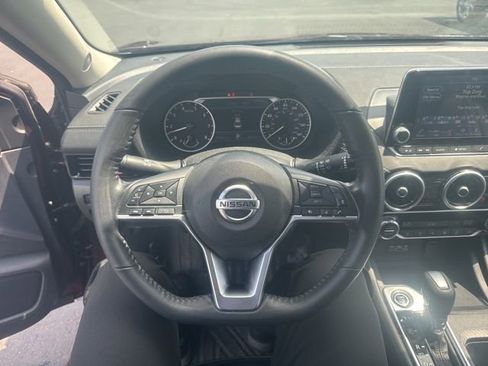 Used 2021 Nissan Sentra SV FWD image 10