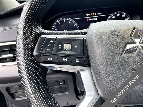 Used 2023 Mitsubishi Outlander SE FWD image 11