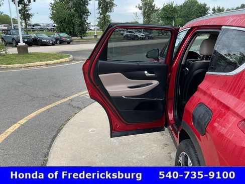 Used 2019 Hyundai Santa Fe Limited AWD/4WD image 15