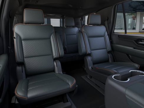New 2026 GMC Yukon AT4 w/ AT4 Premium Plus Package AWD/4WD image 19