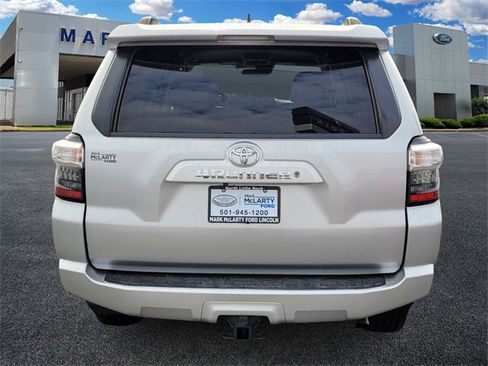 Used 2020 Toyota 4Runner SR5 image 4