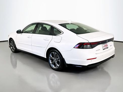Used 2025 Honda Accord EX-L image 18