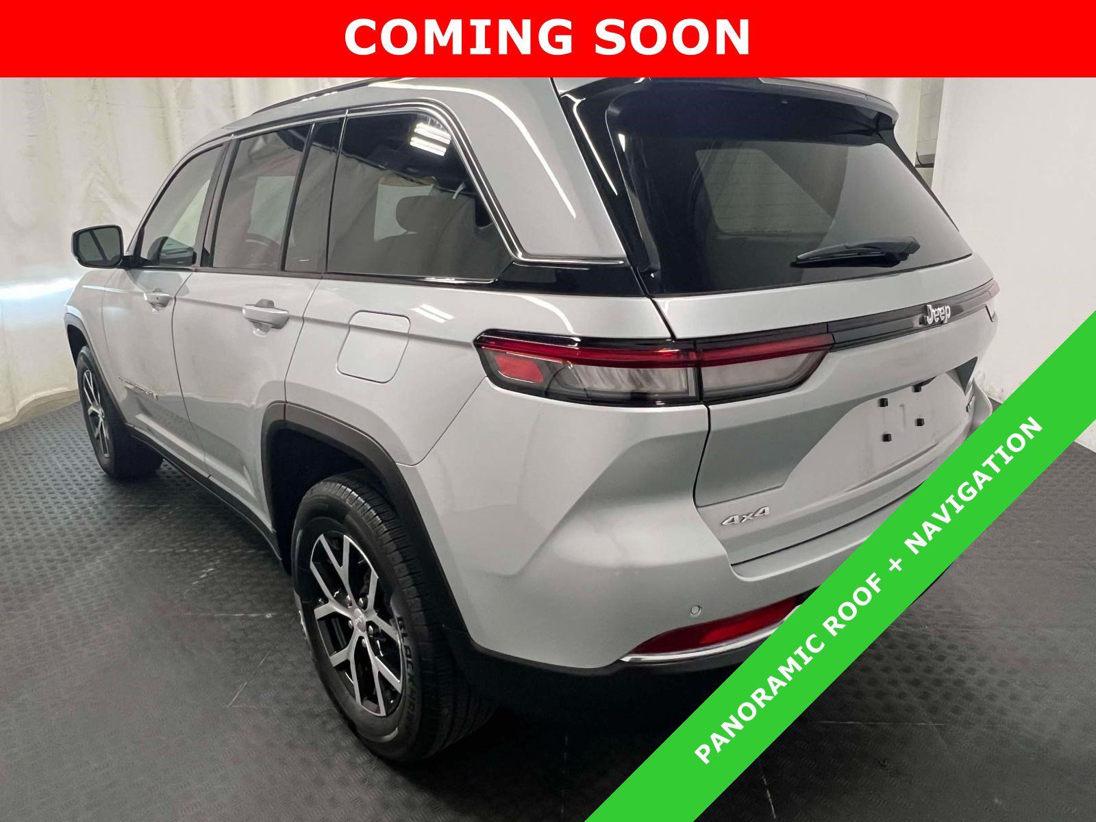 Used 2023 Jeep Grand Cherokee Limited AWD/4WD image 11