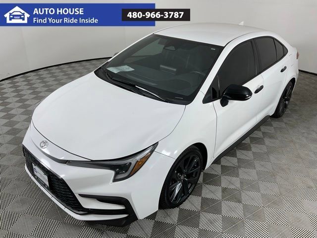 Used 2025 Toyota Corolla SE FWD image 1