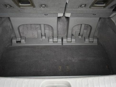 Used 2019 Kia Sedona LX FWD image 34