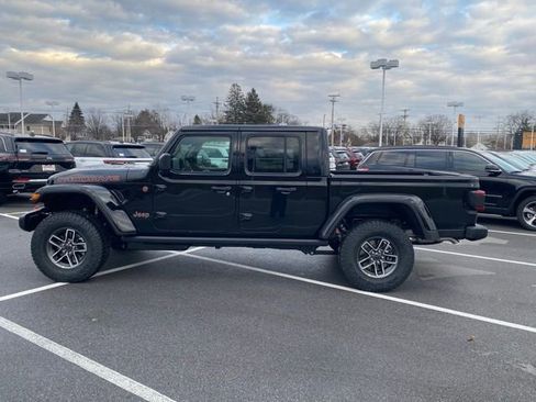 New 2026 Jeep Gladiator Mojave w/ Safety Group AWD/4WD image 4