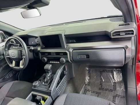 Certified 2025 Toyota 4Runner SR5 AWD/4WD image 29