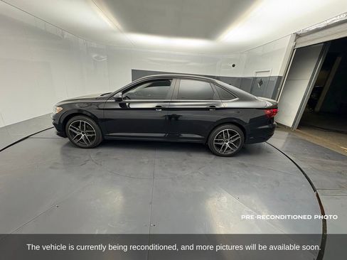 Used 2019 Volkswagen Jetta S w/ Driver Assistance Package image 2