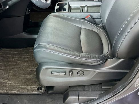 Certified 2024 Honda Odyssey EX-L image 9