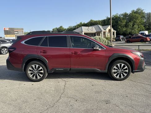 Certified 2024 Subaru Outback Limited AWD/4WD image 2