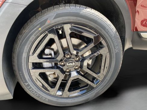 Used 2023 Kia Telluride EX X-Line image 36