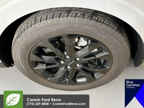 Used 2024 Kia Carnival SX Prestige FWD image 37