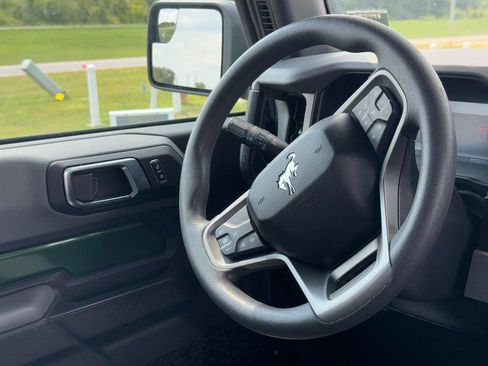 Used 2022 Ford Bronco 2-Door AWD/4WD image 13