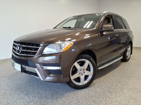 Used 2015 Mercedes-Benz ML 400 4MATIC image 1