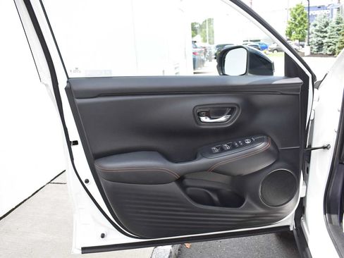 Used 2024 Honda HR-V Sport image 16