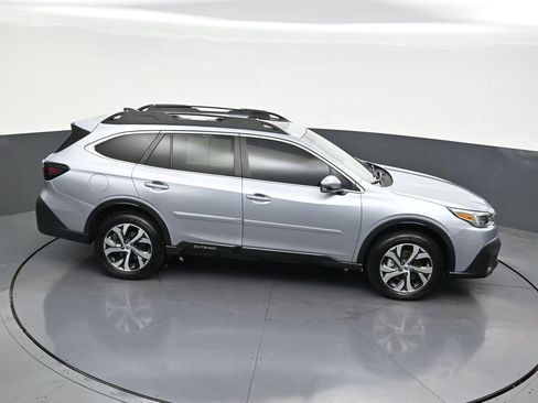 Used 2021 Subaru Outback Limited AWD/4WD image 21