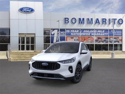 New 2025 Ford Escape SE