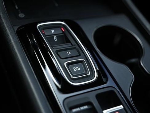 Certified 2025 Honda Pilot EX-L image 40