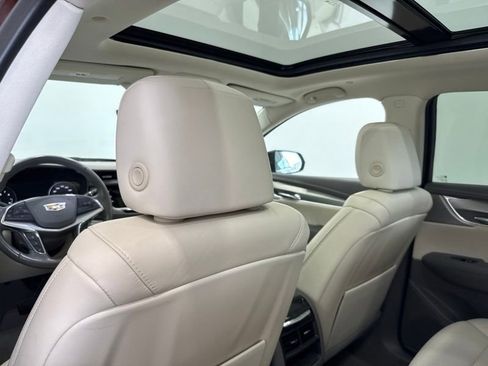 Used 2021 Cadillac XT5 Premium Luxury FWD image 18