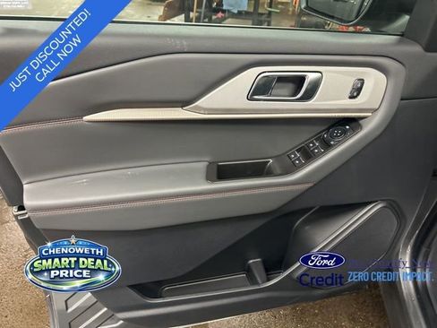 New 2026 Ford Explorer Active image 10