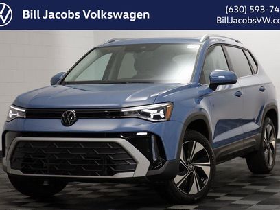 New 2025 Volkswagen Taos SE