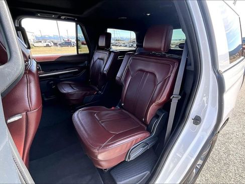 Used 2022 Ford Expedition Limited image 26