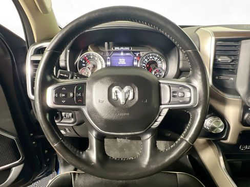Used 2021 RAM 1500 Laramie AWD/4WD image 16