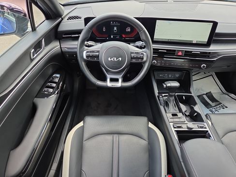 Used 2025 Kia K5 GT-Line w/ GT-Line Premium Package FWD image 9