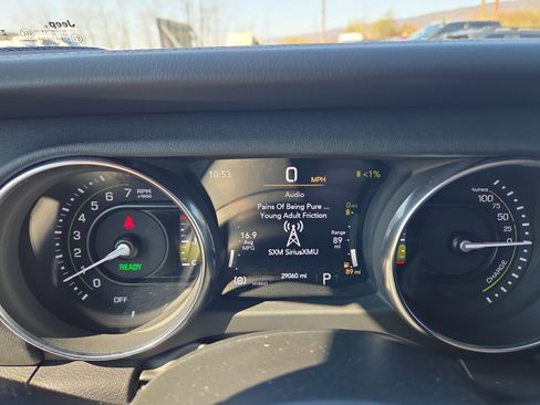 Used 2023 Jeep Wrangler Sahara w/ Dual Top Group image 20