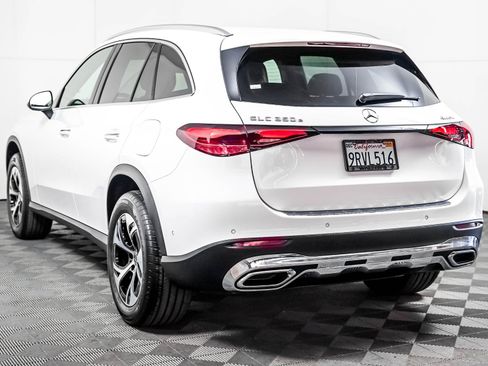 Certified 2025 Mercedes-Benz GLC 350e 4MATIC image 2