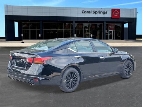 New 2025 Nissan Altima 2.5 SV w/ SV Special Edition Package image 5