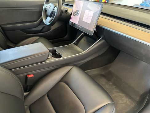 Used 2018 Tesla Model 3 Long Range RWD image 14