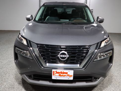 Used 2023 Nissan Rogue SV FWD image 4
