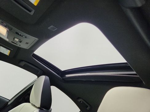 Used 2025 Lexus IS 350 F Sport image 15