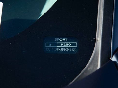 Used 2024 Land Rover Discovery Sport S image 32