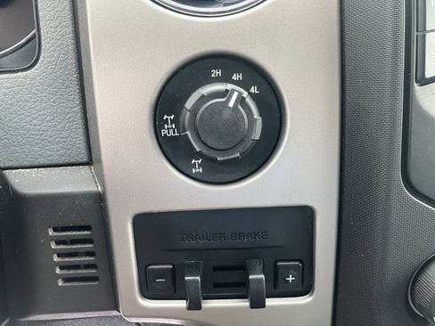 Used 2014 Ford F150 XLT w/ Equipment Group 302A Luxury AWD/4WD image 19