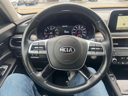 Used 2020 Kia Telluride SX w/ SX Prestige Package image 10
