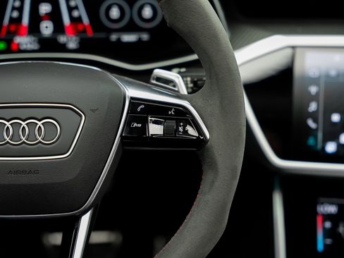Used 2022 Audi RS 7 Sportback AWD/4WD image 47
