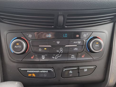 Used 2018 Ford Escape SE AWD/4WD image 13