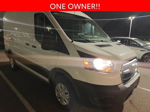Used 2023 Ford E-Transit Medium Roof image 3