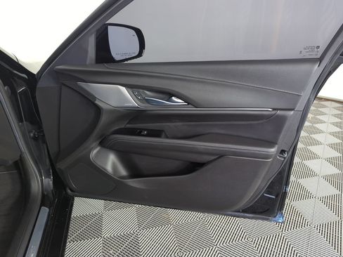Used 2022 Cadillac CT4 Luxury w/ Sun And Sound Package RWD image 33