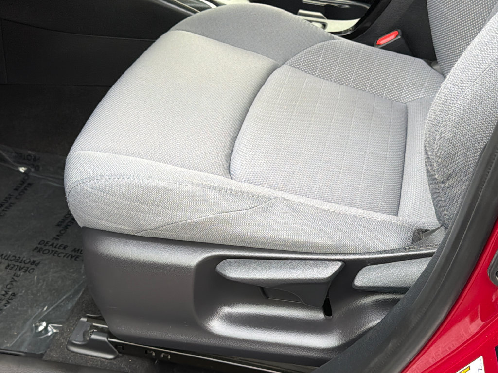 Used 2025 Toyota Corolla SE FWD image 21