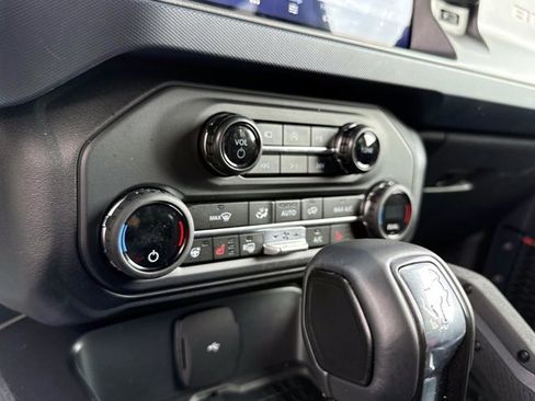 Used 2024 Ford Bronco Raptor image 24