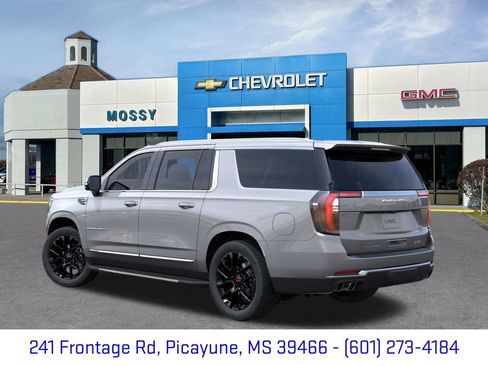 New 2026 GMC Yukon XL Denali image 3
