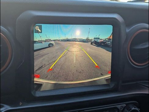 Used 2023 Jeep Gladiator Mojave w/ Trailer Tow Package image 9