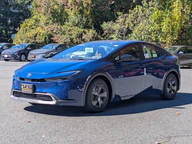 New 2027 Toyota Prius Plug-In Hybrid FWD image 8
