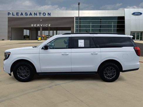 Certified 2025 Ford Expedition Max Active RWD image 2