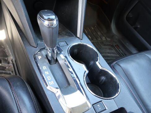 Used 2017 Chevrolet Equinox Premier w/ Enhanced Convenience Package image 29