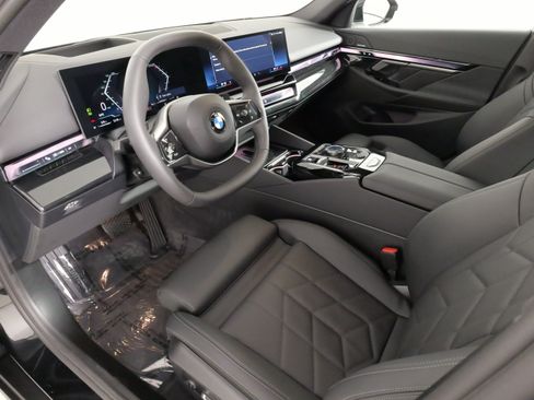 Used 2026 BMW 530i RWD image 30